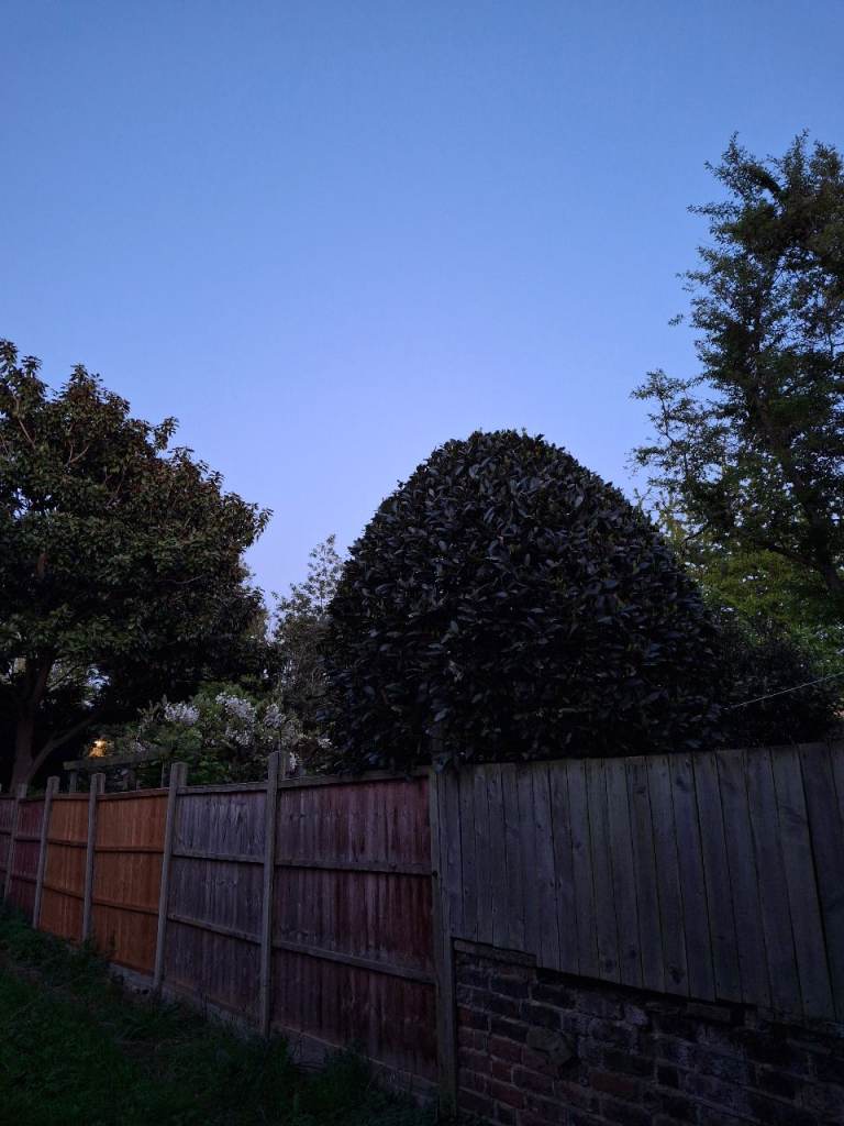 Double clean room, Peckham, all included + WIFI, £250 Deposit only