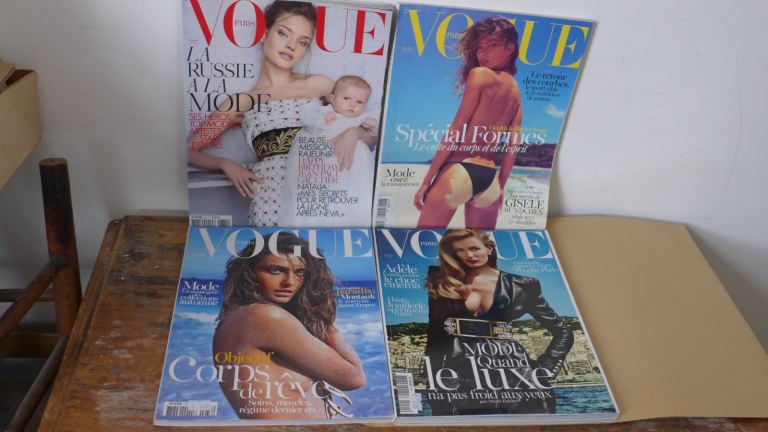 COLLECTABLE FRENCH FASHION MAGAZINES: VOGUE PARIS 4 back numbers back issues. SEE DATES BELOW.