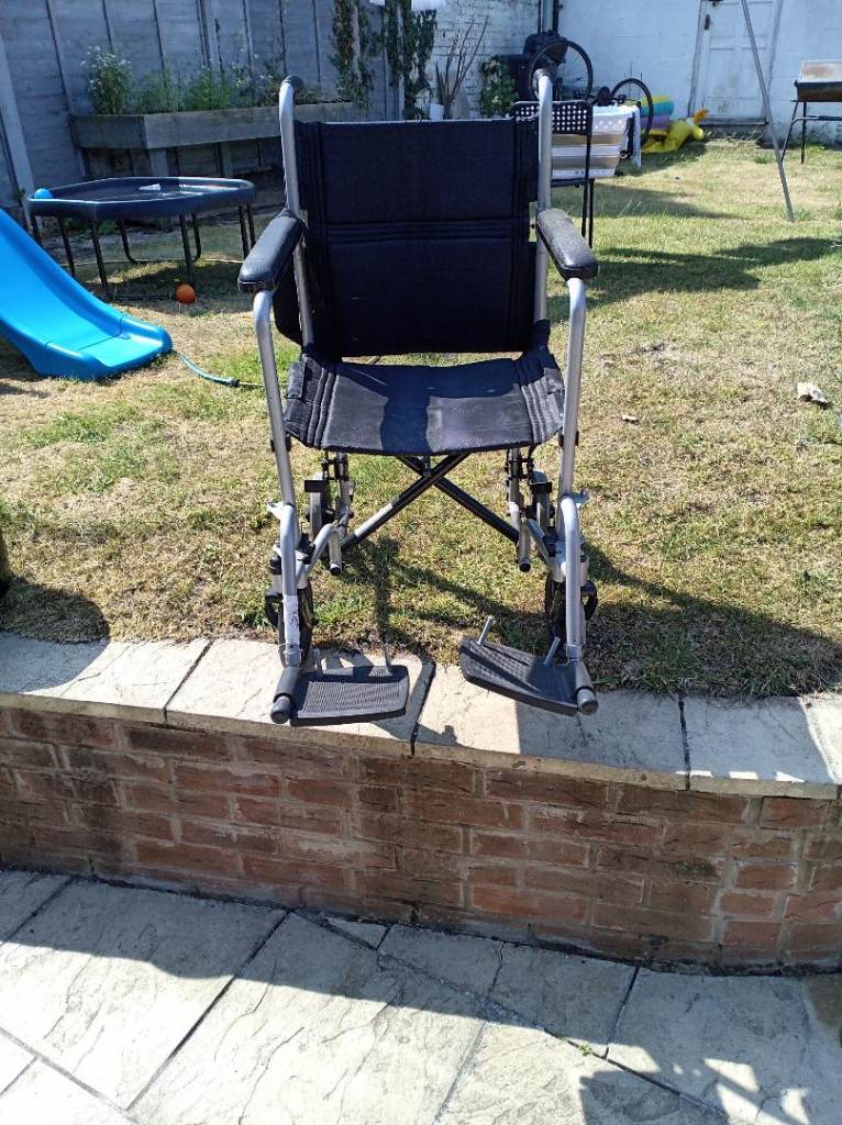 Lightweight Foldable Wheelchair – Good Condition