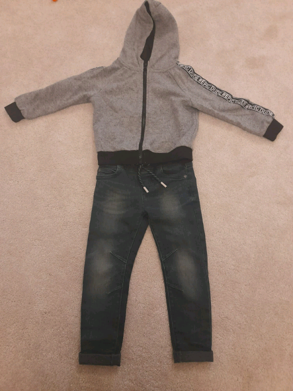 JOB LOT - 2-3 YEARS BABY BOY CLOTHES - 2 ITEMS