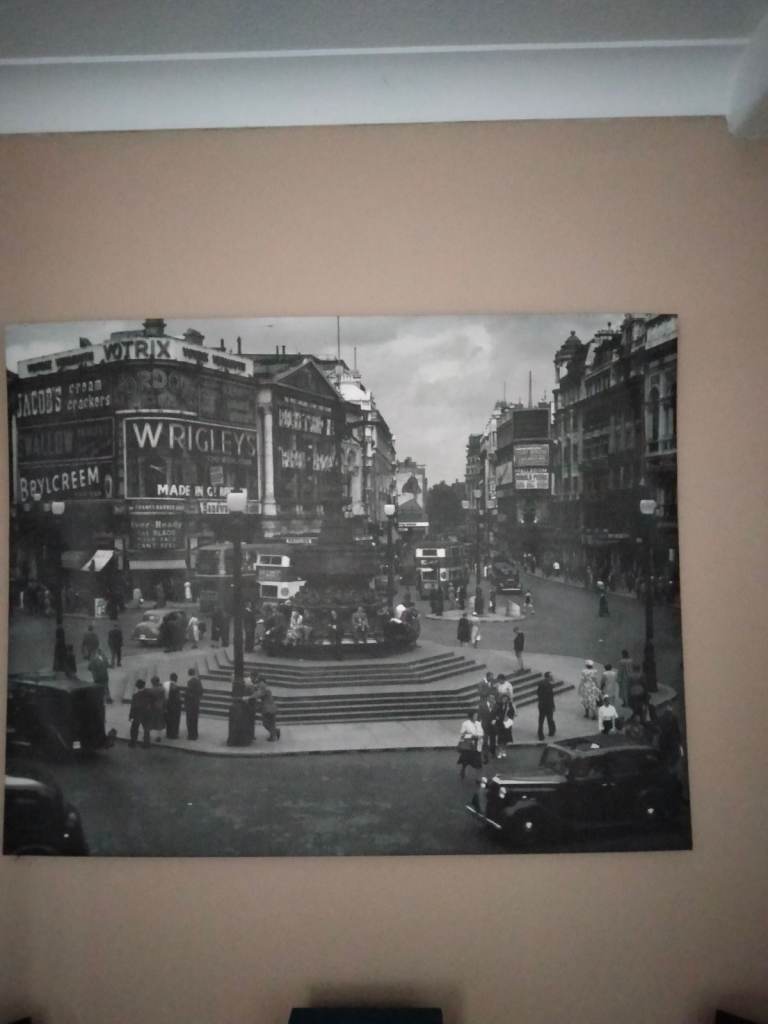 London picture still available 
