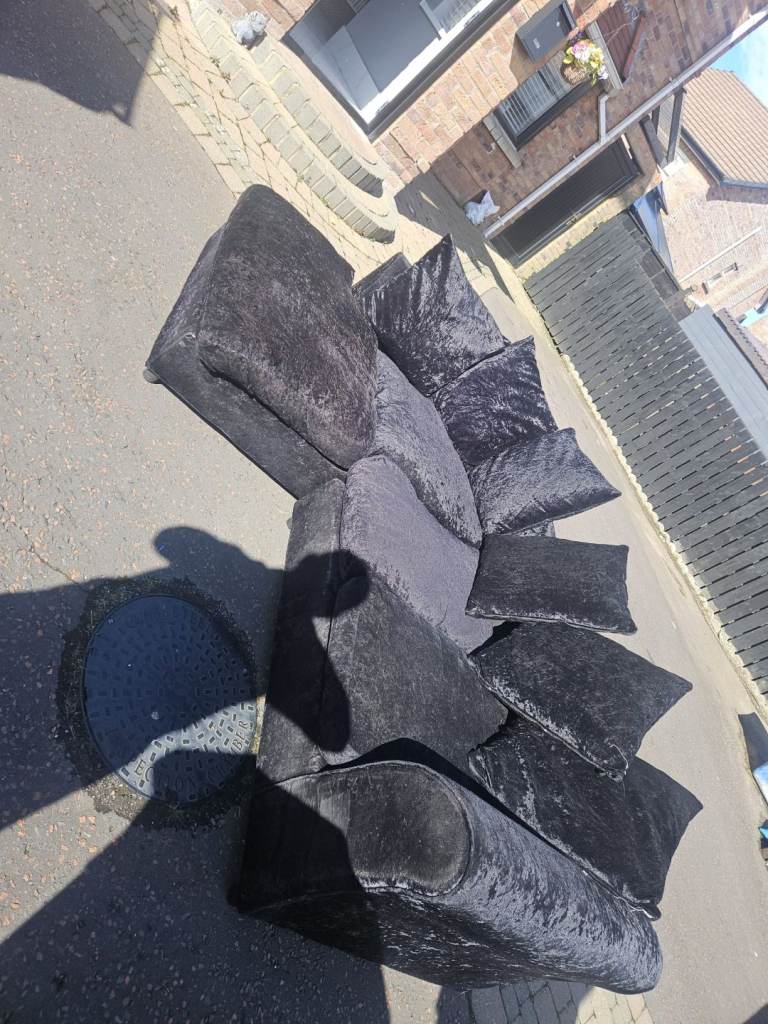 Black crushed velvet corner sofa 