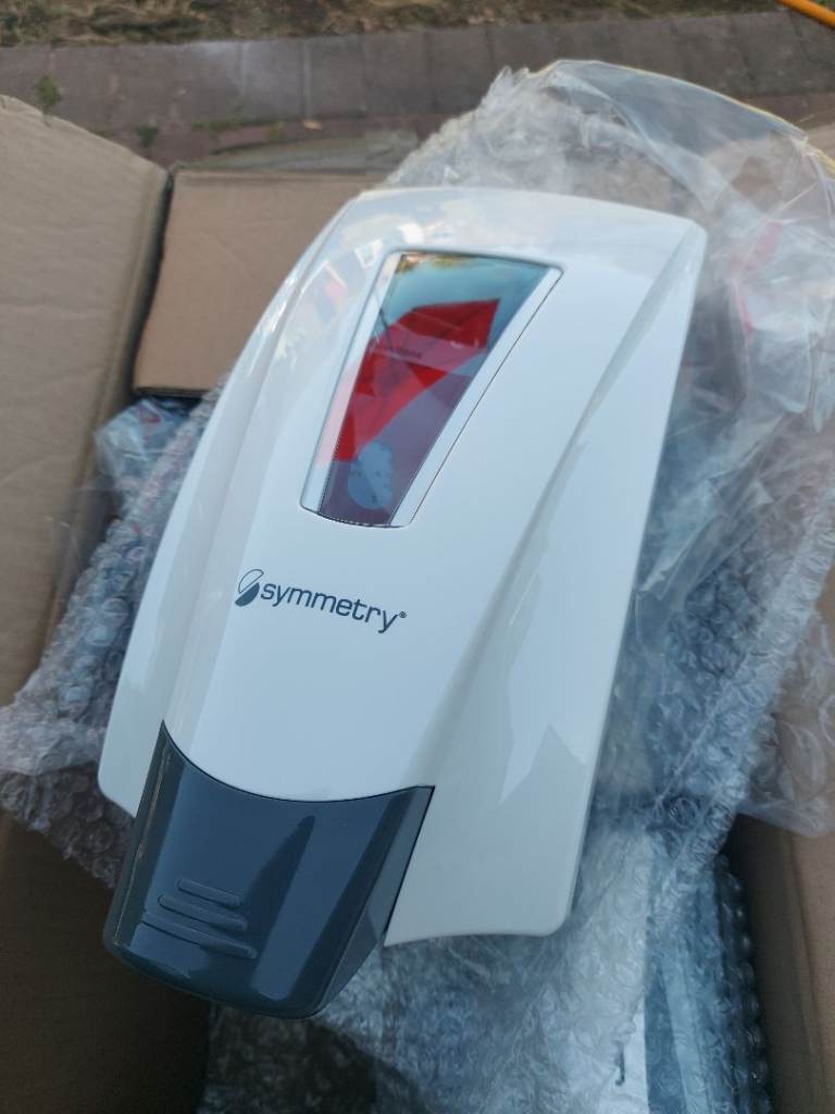 6 x New Symmetry Hand Sanitiser Dispenser