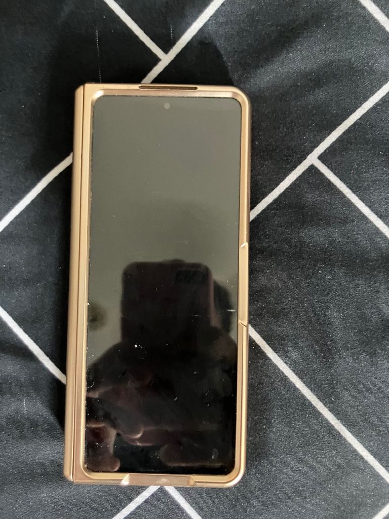 Samsung Galaxy Z Fold in Gold – Good Condition, with Case