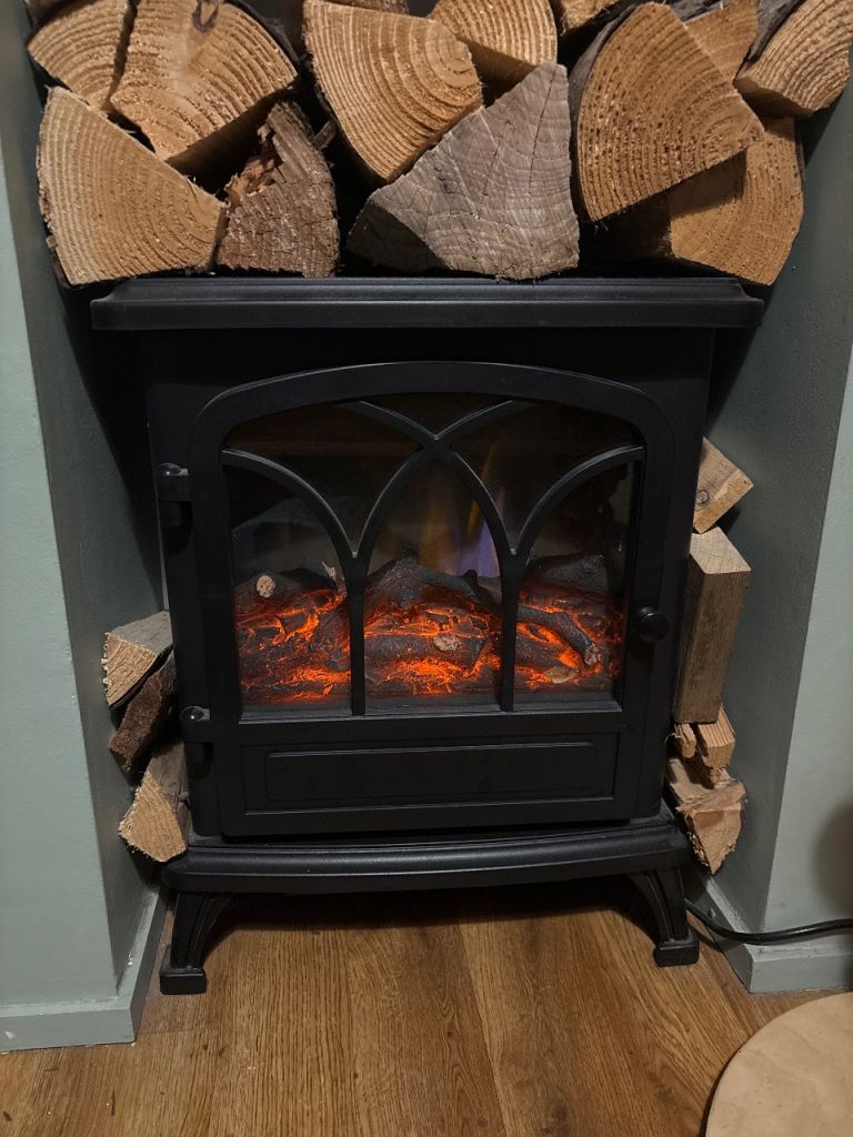 image for Cardivic electric stove fireplace 