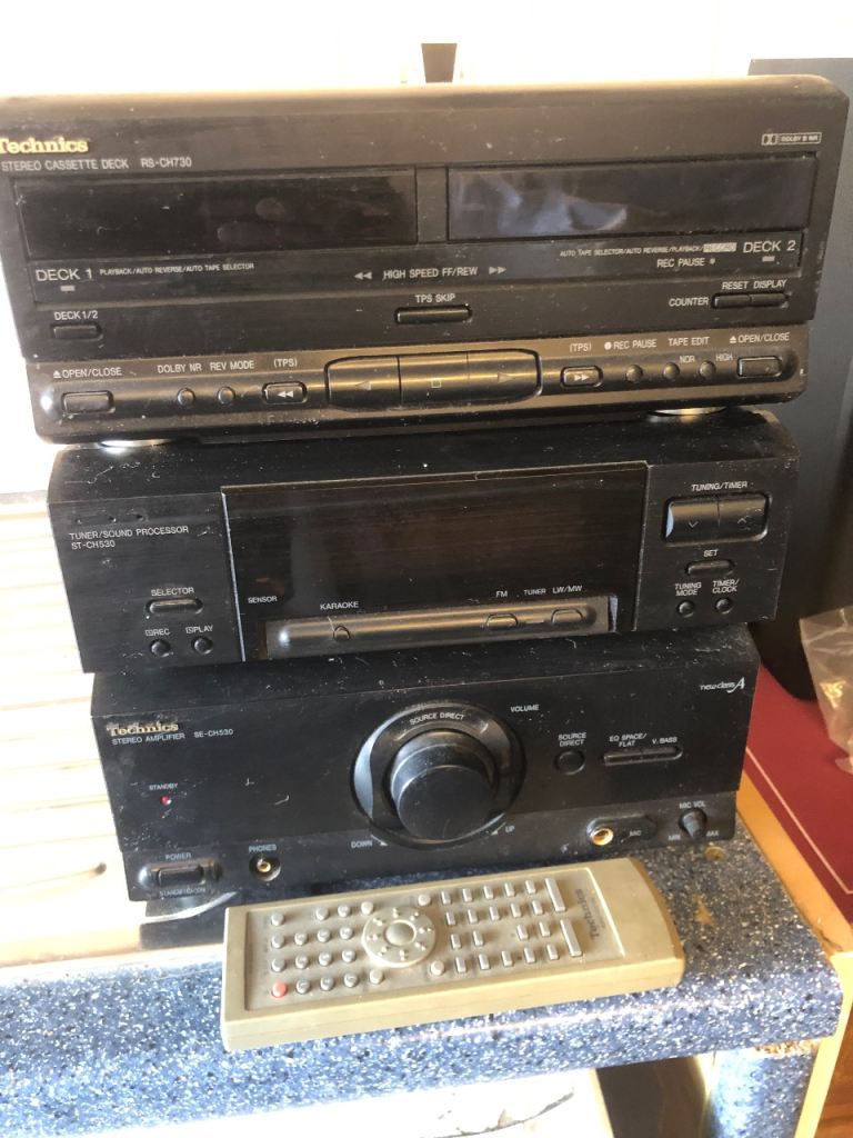 Technics Stereo System with Cassette Deck, Tuner & Amplifier