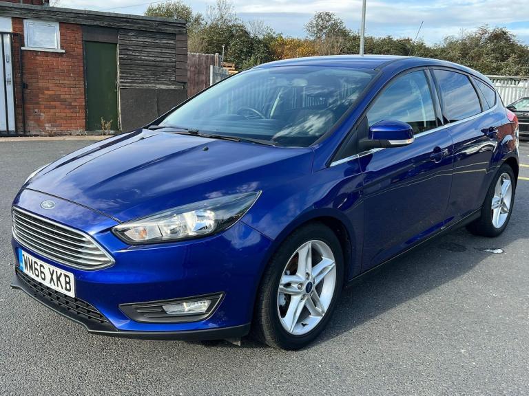 2016 Ford Focus 1.0T EcoBoost Zetec Euro 6 (s/s) 5dr HATCHBACK Petrol Manual
