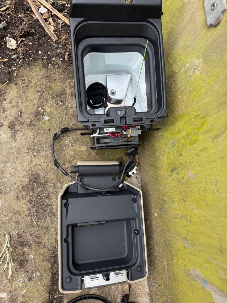 Range Rover sport l320 interior fridge 