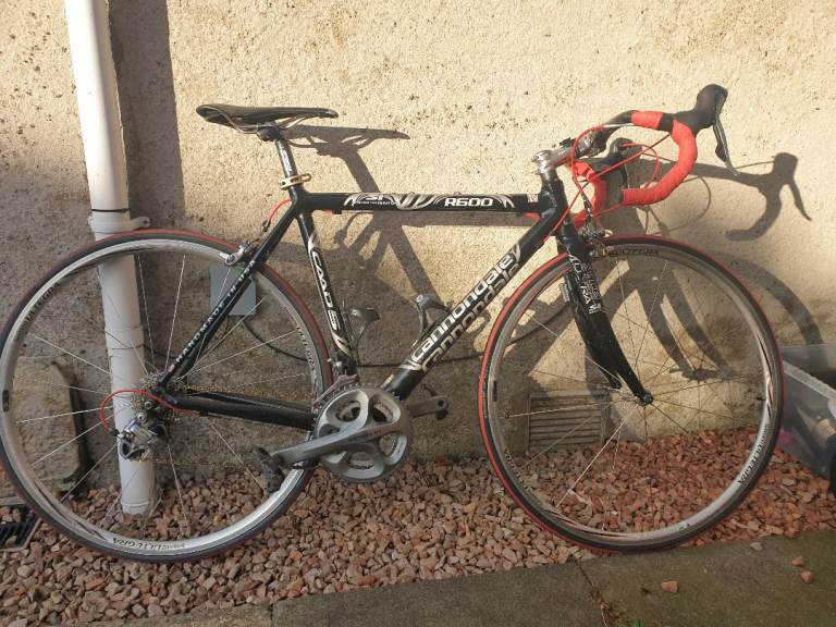 Cannondale Road Bike *REDUCED FOR QUICK SALE*