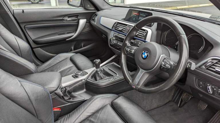 BMW 1 Series 1.5 118i GPF M Sport Shadow Edition