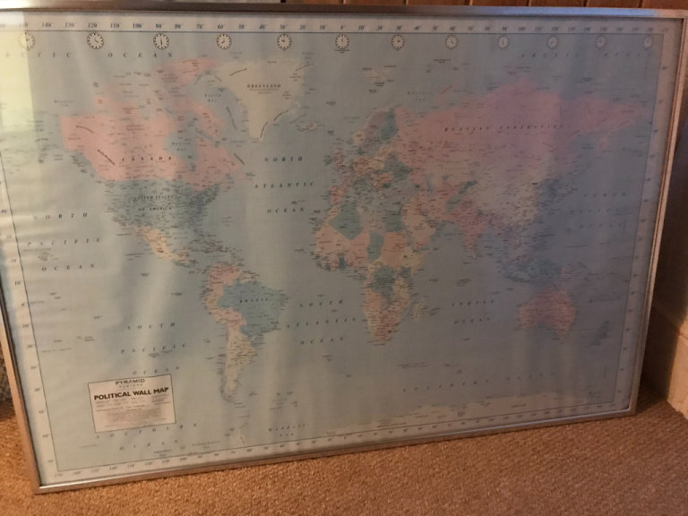 Picture frame - map of the world print