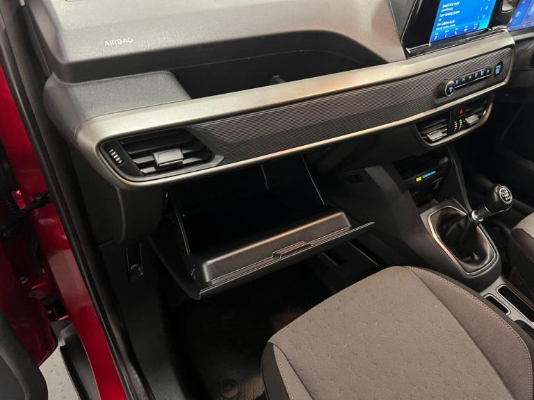 2024 Ford Transit Courier 1.0 EcoBoost 125ps Limited Van PANEL VAN PETROL Manual