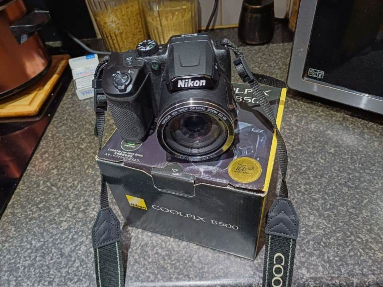 image for Nikon coolpix b500
