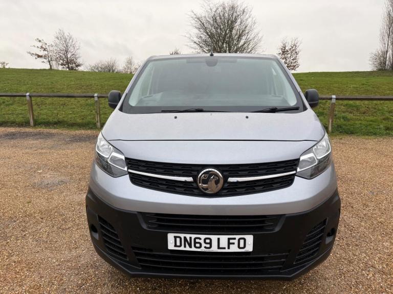 2019 Vauxhall Vivaro 1.5 Turbo D 2700 Dynamic L1 H1 Euro 6 (s/s) 6dr PANEL VAN Diesel Manual