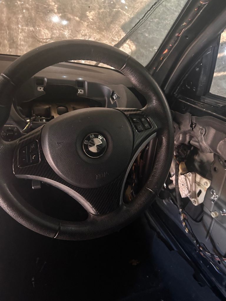 BMW 120i engine on rolling shell