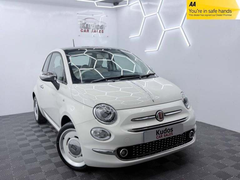 2017 Fiat 500 1.2 ANNIVERSARIO 3dr **LTD EDITION** PAN ROOF - SENSORS - FSH HATCHBACK Petrol Manual