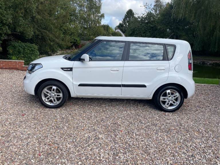Kia, SOUL 2 , Hatchback, 2010, Manual, 1.6 PETROL, ULEZ FREE !, CHEAP CAR !!