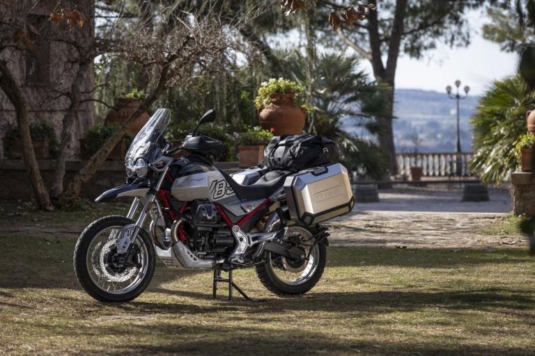 Moto Guzzi V85 TT, 2025 MODEL, BOTH COLOURS IN STOCK NOW! SAVE £1696.