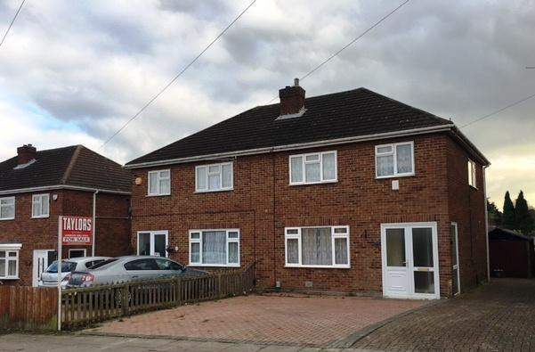 3 Bed Semi-Detached House, Stoneygate Road, LU4