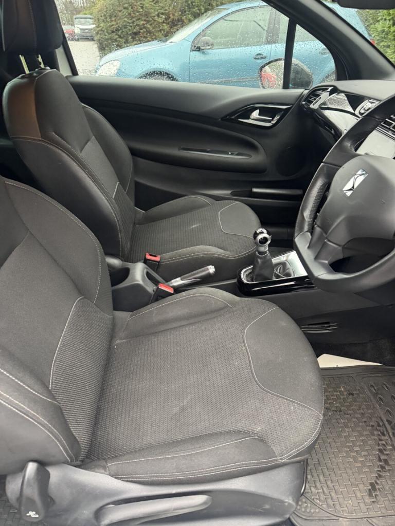 DS AUTOMOBILES DS 3 1.2 PureTech DStyle Nav 2016