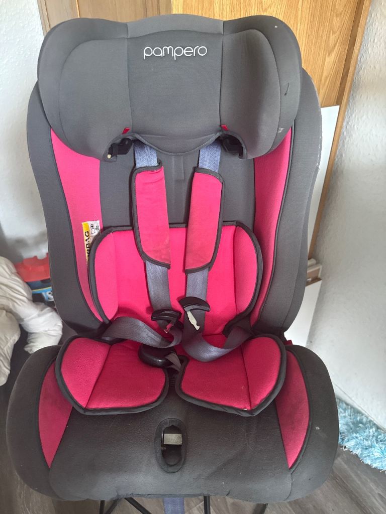 Pampero Car Seat – Pink and Grey, Fair Condition