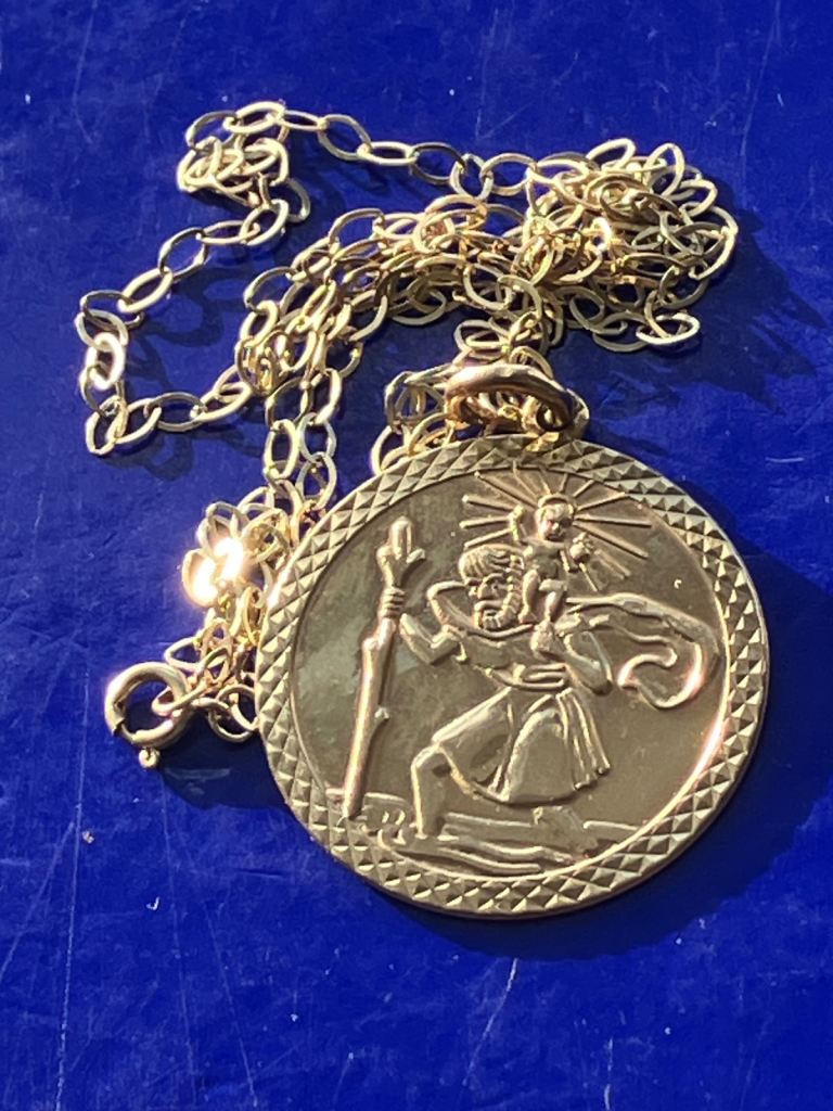 image for Ladies Jewellery 9ct Gold Saint Christopher Medal & Anchor Chain Fully Hallmarked 375.