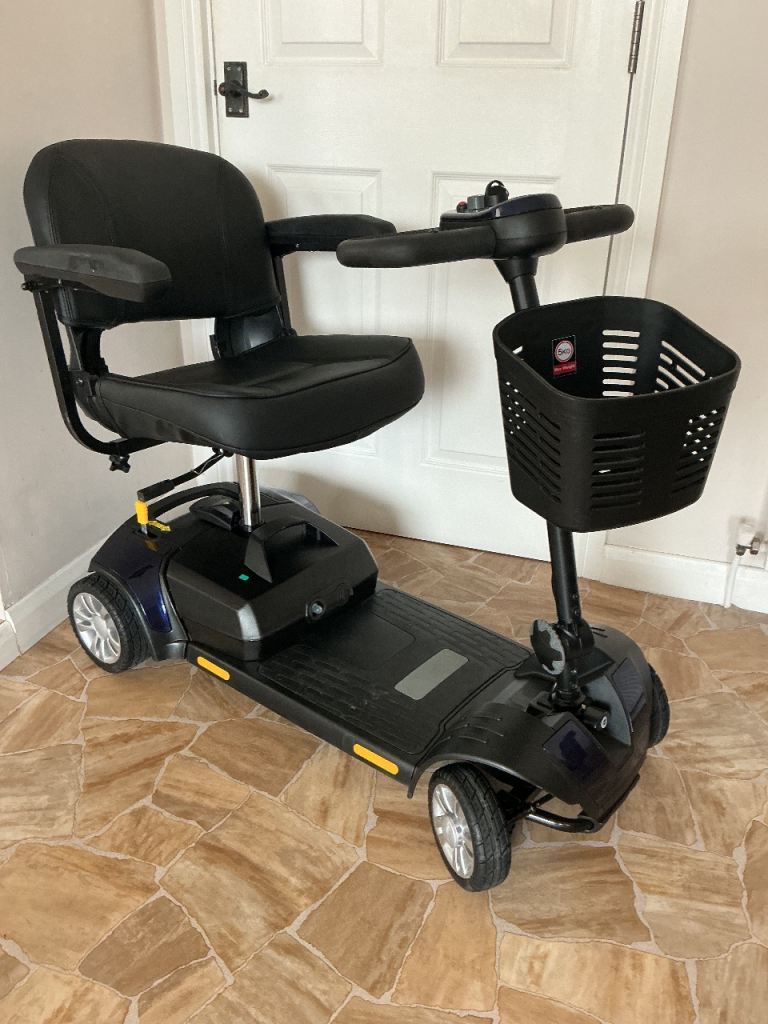 Mobility Scooter car boot type (can deliver)