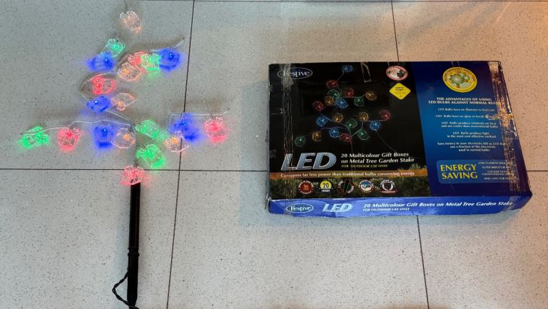 20 Multicoloured Gift Boxes on Metal Tree Garden Stake For Outdoor Use Only 