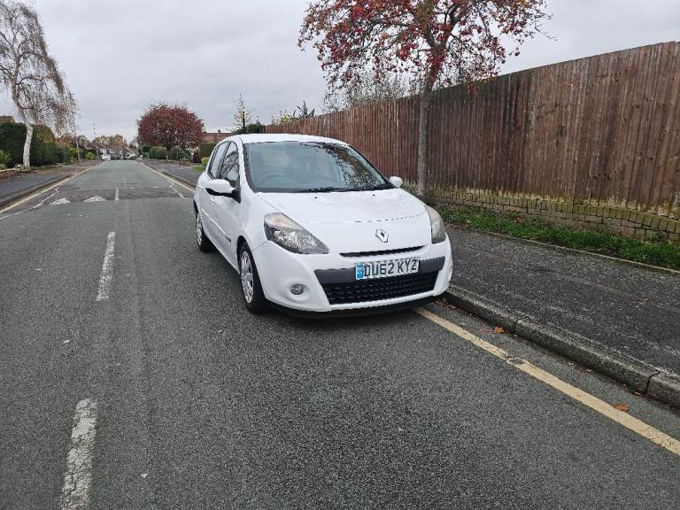 DIESEL RENAULT CLIO 1.5 DCI **£20 TAX FOR YEAR**