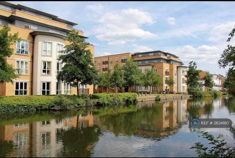 1 bedroom in Hemsley Road, Kings Langley, WD4 (#2634160)