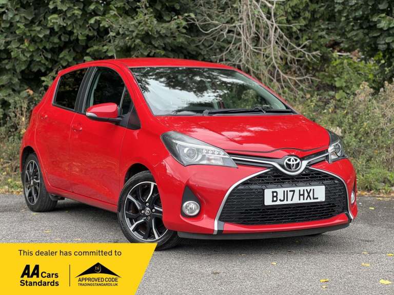 2017 Toyota Yaris 1.33 VVT-i Design 5dr HATCHBACK PETROL Manual