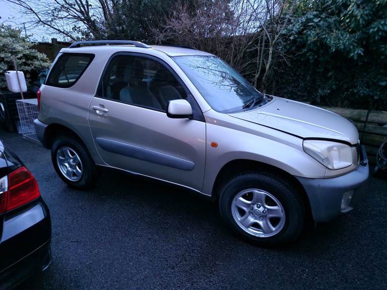 Toyota Rav 4 4 wheel drive