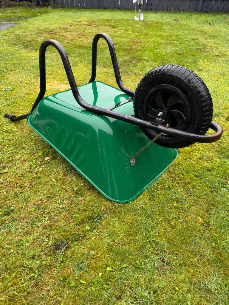 Wheelbarrow 