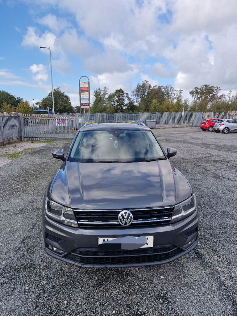 Volkswagen, TIGUAN, Estate, 2017, Manual, 1968 (cc), 5 doors