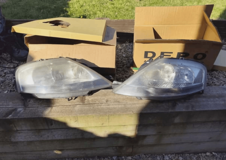 Headlights Citroen C3 2007