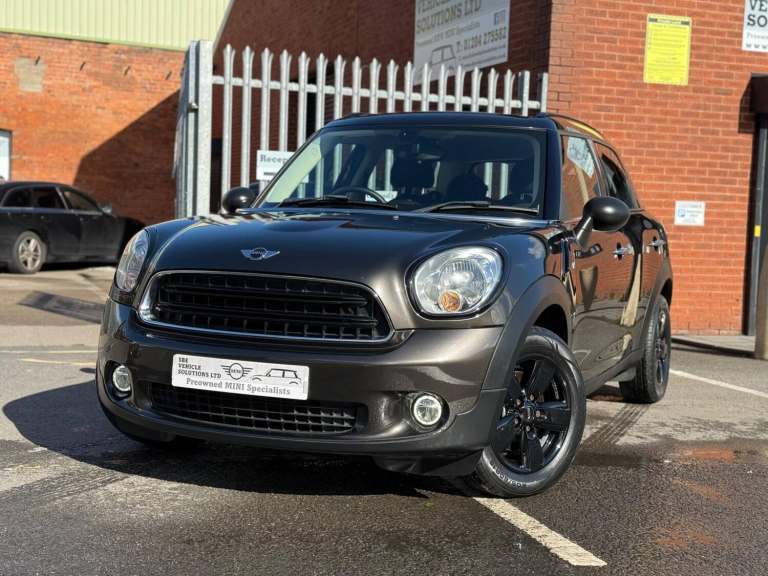 2015 MINI Countryman 1.6 One 5dr HATCHBACK PETROL Manual