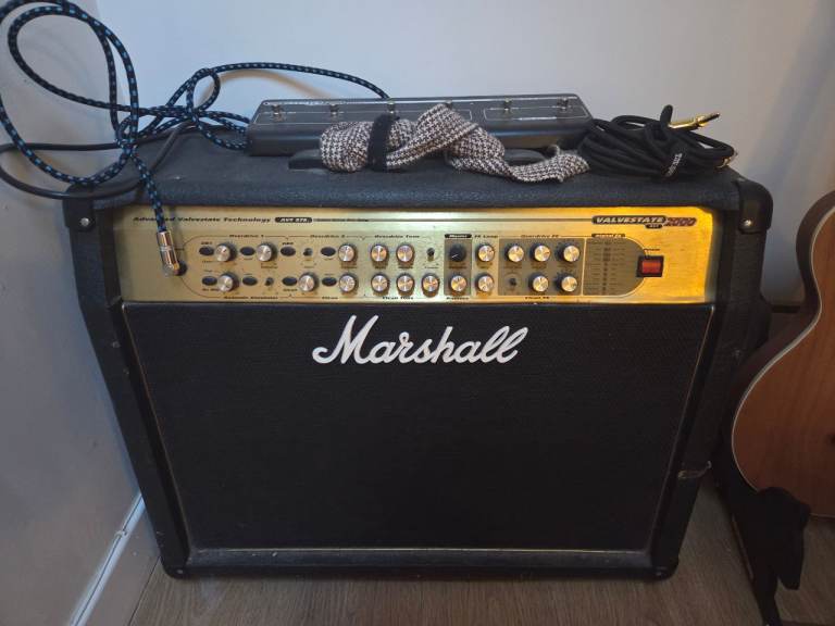 Marshall Valvestate 2000 AVT275 4-Channel 2 x 75-Watt 2x12" Amplifier