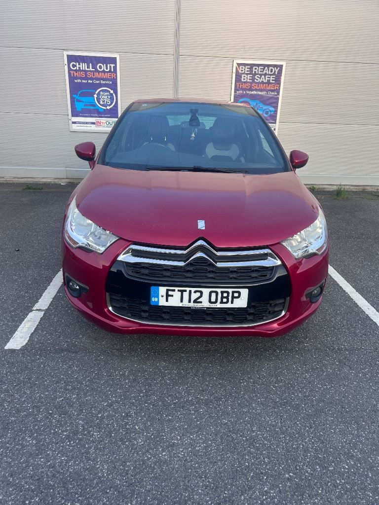 Citroen, DS4, Hatchback, 2012, Manual, 1560 (cc), 5 doors