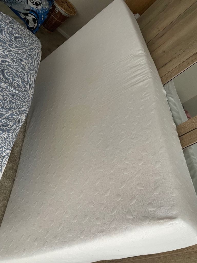 Small Double Memory Foam mattress 