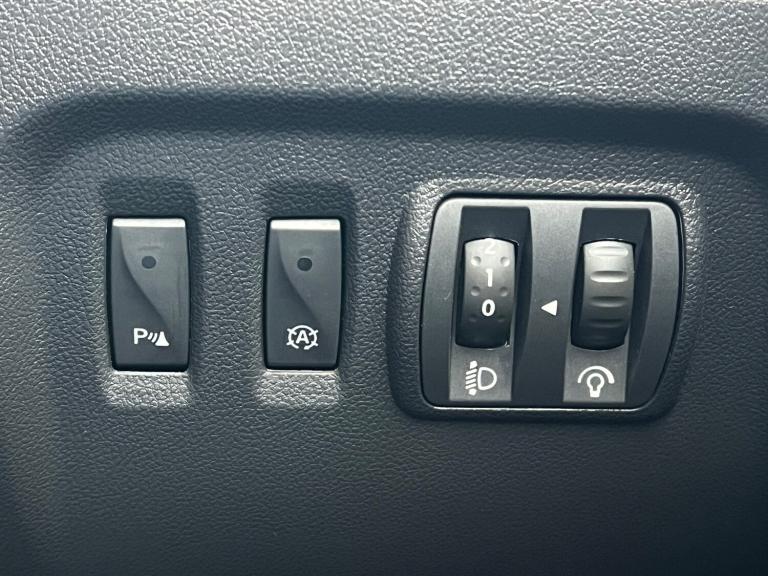 2017 Renault Captur 1.5 dCi ENERGY Dynamique S Nav SUV 5dr Diesel Manual Euro 6