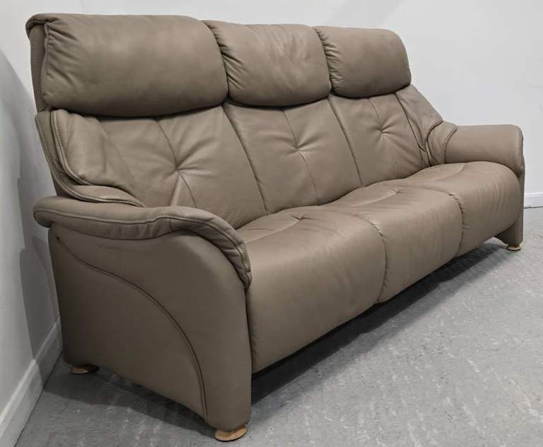 Himolla Leather Chester 3 Seater Non-Reclining Settee Brown 14225