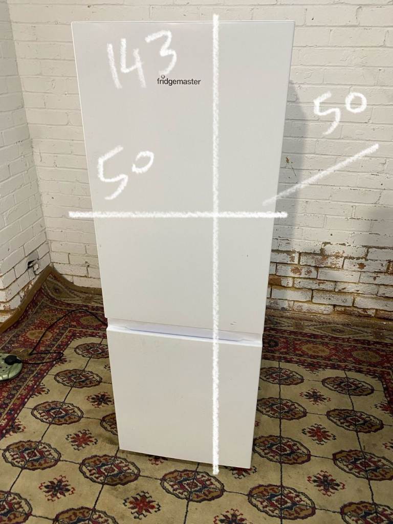 2 fridge freezer for sale in good condition 