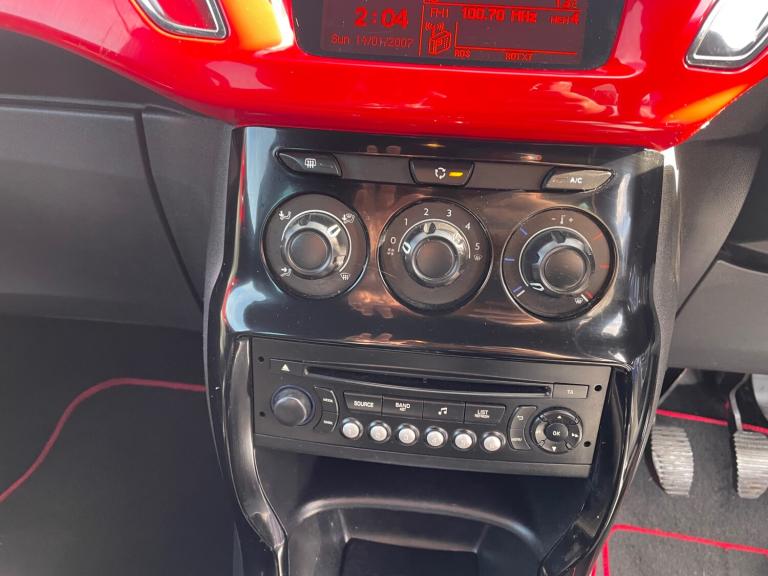 2013 Citroen DS3 1.6 e-HDi Airdream DStyle Red 3dr HATCHBACK Diesel Manual