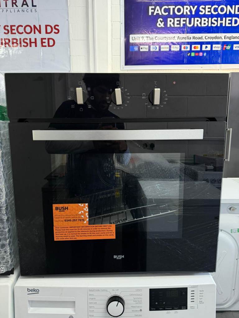 Bush Built-In Single Electric Oven - New Grade A