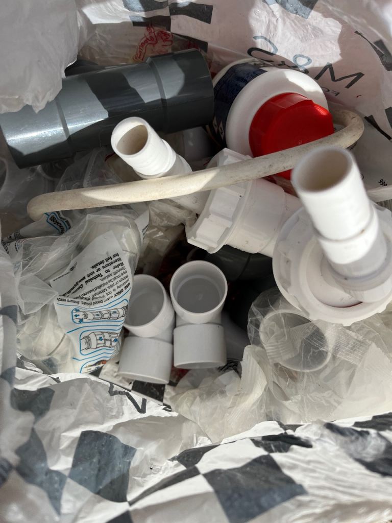 Joblot of Plumbing Fittings & Pipe Connectors - Various Sizes