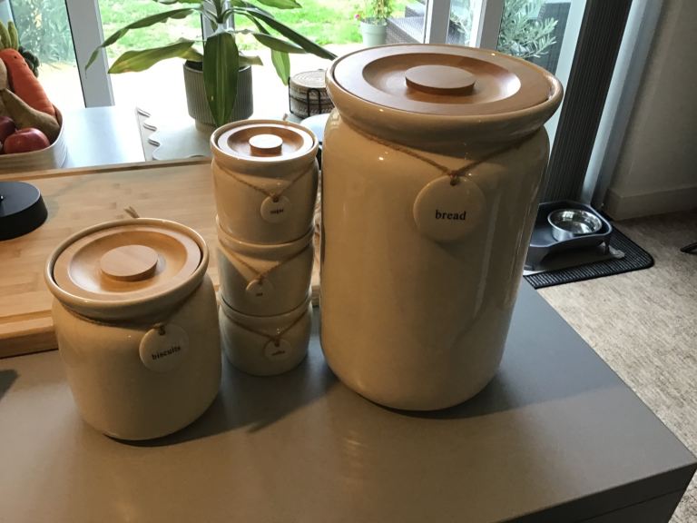 DUNELM Cream Ceramic Kitchen Canisters with Wooden Lids 