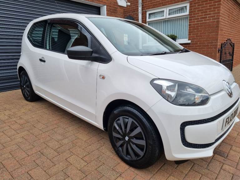 Volkswagen, UP, Hatchback, 2013, Manual, 999 (cc), 3 doors