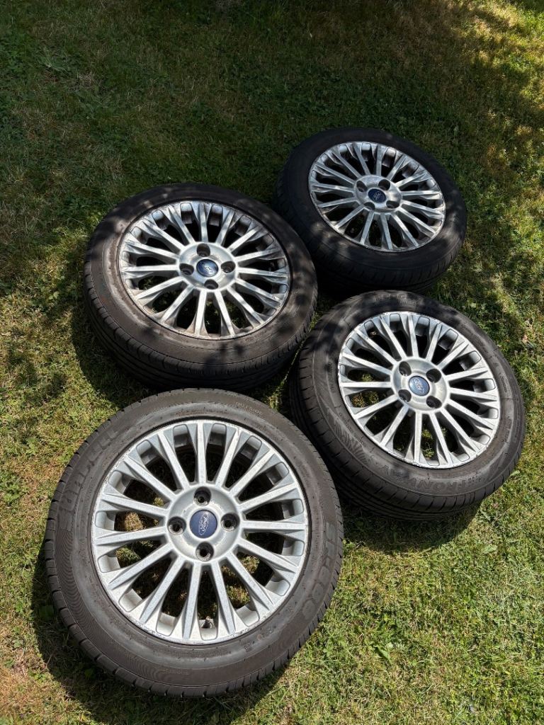 16” 4x108 Ford fiesta zetec ecoboost spoke alloy wheels alloys with tyres Rims