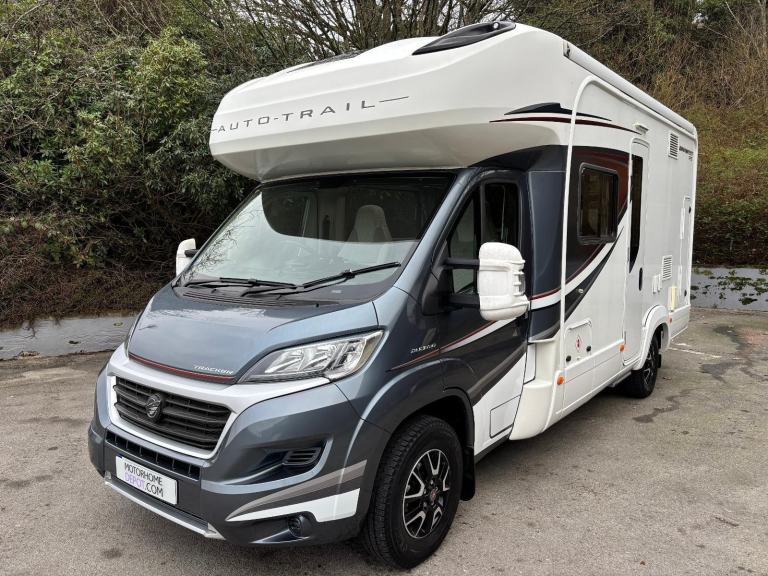 Auto-Trail Tracker RS 2 berth rear washroom low mileage motorhome for sale