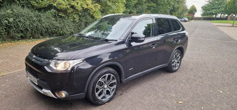 MITSIBISHI OUTLANDER 2.2 DI-D GX3  4X4  2014   FULL MOT 7 SEATER STUNNING... 